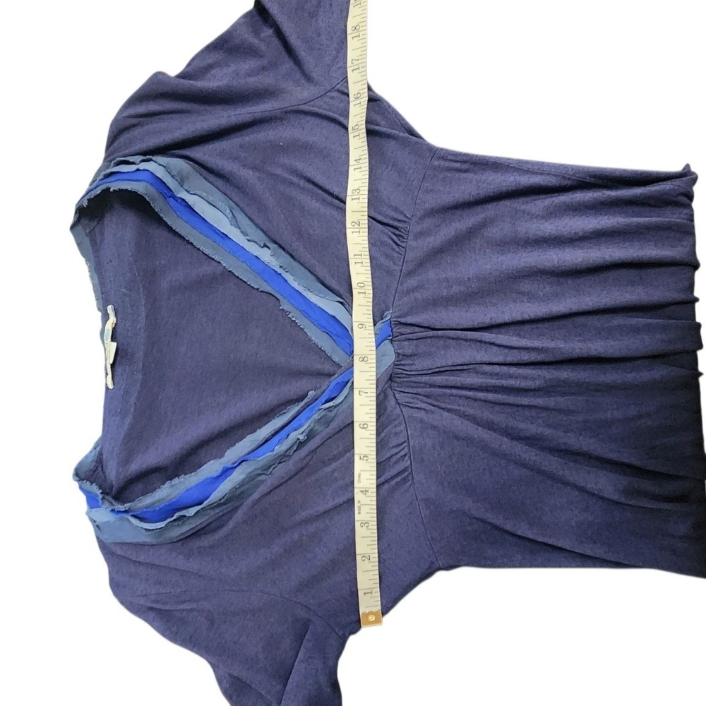 Boden V-Neck Ruffle Top Womens Size 4 Blue Excellent